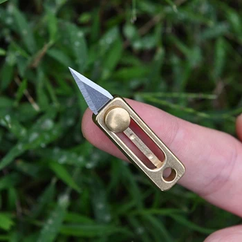 1 Kos Mini Nož Keychain Zložljive Prilagojene Črke Multi-Funkcionalne Avto Ključ Imetnika Ključnih Verige Moški obesek za ključe
